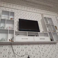 میز تی وی دیواری