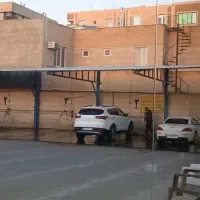 کارگر کارواش ایرانی یا اتباع