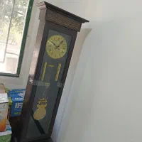 ساعت ایستاده چوبی