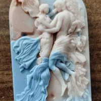 با پوشش تور و روبان