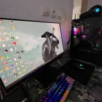 سیستم گیمینگ فول با تمام وسایل