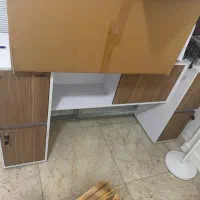 کنسول در حد نو دارای ۶ جا