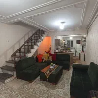 مبل ال و پرده سبز زارا