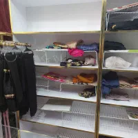 فروش وسایل لباس فروشی