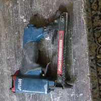 میخکوب و منگنه گوب