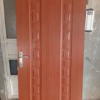 درب ورودی آپارتمان