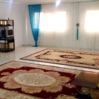 اجاره روزانه واحد۱۴۰ متری شیک ولاکچری