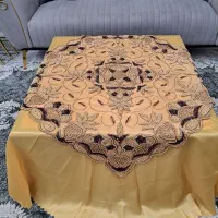رومیزی کار شده