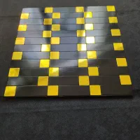 تایل بین کابینتی پشت چسب دار. بین کابینت