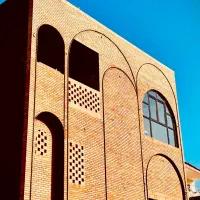 160 متری دانشجو متریال قوی