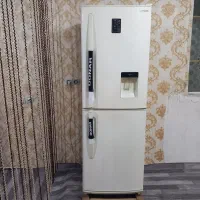 یخچال دونار۲۷فوت درحد صفر بدون کوچکترین صدا ضمانتی