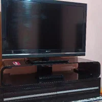 تلوزیون سونی براویا 46اینچ اصل ژاپنی و میز تلوزیون