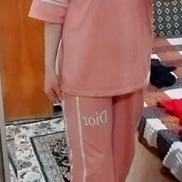 تمامی وسایل فروشی هستند
