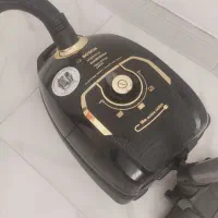 فروش یک دستگاه جارو برقی بوش المان