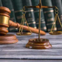 وکیل تغییر نام