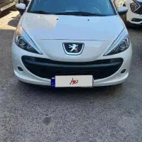 207 اتومات سفید 1402 و دنده مشکی 1403