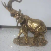 دو عدد مجسمه برنز