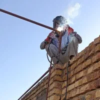 لوله کشی گاز مهاجران