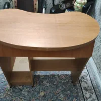 میز کار ،کامپیوتر ،تحریر