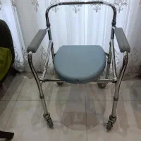 توالت فرنگی سیار  چرخ دار و تنظیم ارتفاع