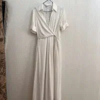 تعدادی پیراهن و شومیز زنانه