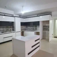 ۹۵ متری/ فول امکانات/ شهرک بنفشه/ دو ساله