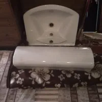 روشور ایستاده و اینه
