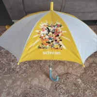 چتر بچگانه