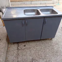 کابینت همراه با سینگ