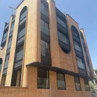فروش-تک-خوابه-به-همراه-حیاط-اختصاصی