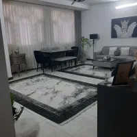 آپارتمان ۸۷ متری طبقه اول سند دار  نزدیک پارک حجاب