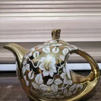 قوری نو|قوری، کتری، قهوهساز دستی|رشت, شهرک صبا|دیوار