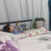 تحت کنار مادر