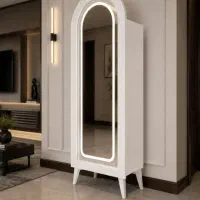 جاکفشی اینه دار