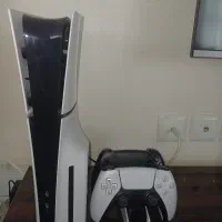 ps5 slim + دو دسته + شارژر دسته