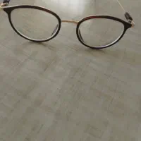 عینک نو و تمیز