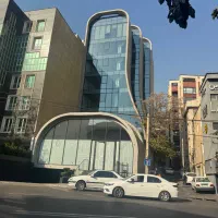 فروش۳۴۰متر تجاری با ملکیت/ارتفاع سقف ۶.۵ متر/تهاتر