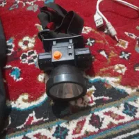 چراغ قوه شارژی سالم وتمیز
