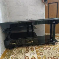 میز تلویزیون در حد نو