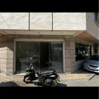 مغازه-بر-خیابان-اراسته