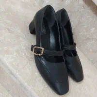 یک جفت کفش اصل چرم