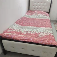 تخت یک نفره