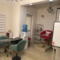 اجاره سالن زیبایی با جواز و تابلو|اجارهٔ دفتر کار، اتاق اداری، مطب|تهران, جی|دیوار