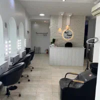 فروش تمامی وسایل سالن آریشگاه زنانه