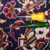اچار و پیچ گوشتی