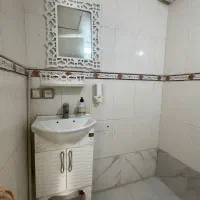 روشویی کنسول و اینه دستشویی