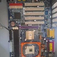 مادربرد ddr1وddr3 سالم