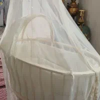 تخت گهواره ای نوزاد