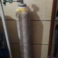 یک عدد کپسول اکسیژن، ساخت چین سالم  15 کیلویی