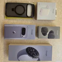 پیکسل ۱۰ پرو با ساعت، بادز ، شارژر و قاب